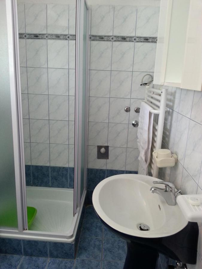 Apartmani Elena Malinska Εξωτερικό φωτογραφία