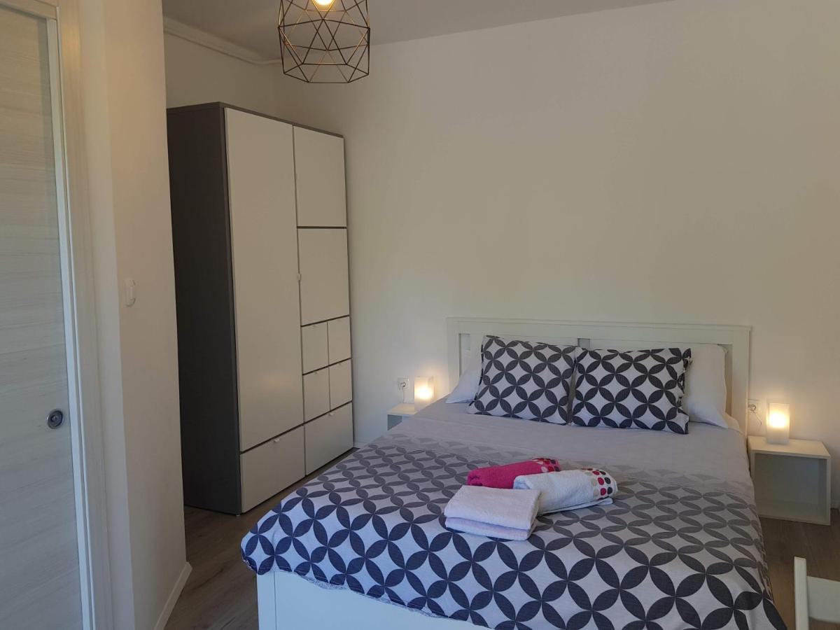 Apartmani Elena Malinska Εξωτερικό φωτογραφία
